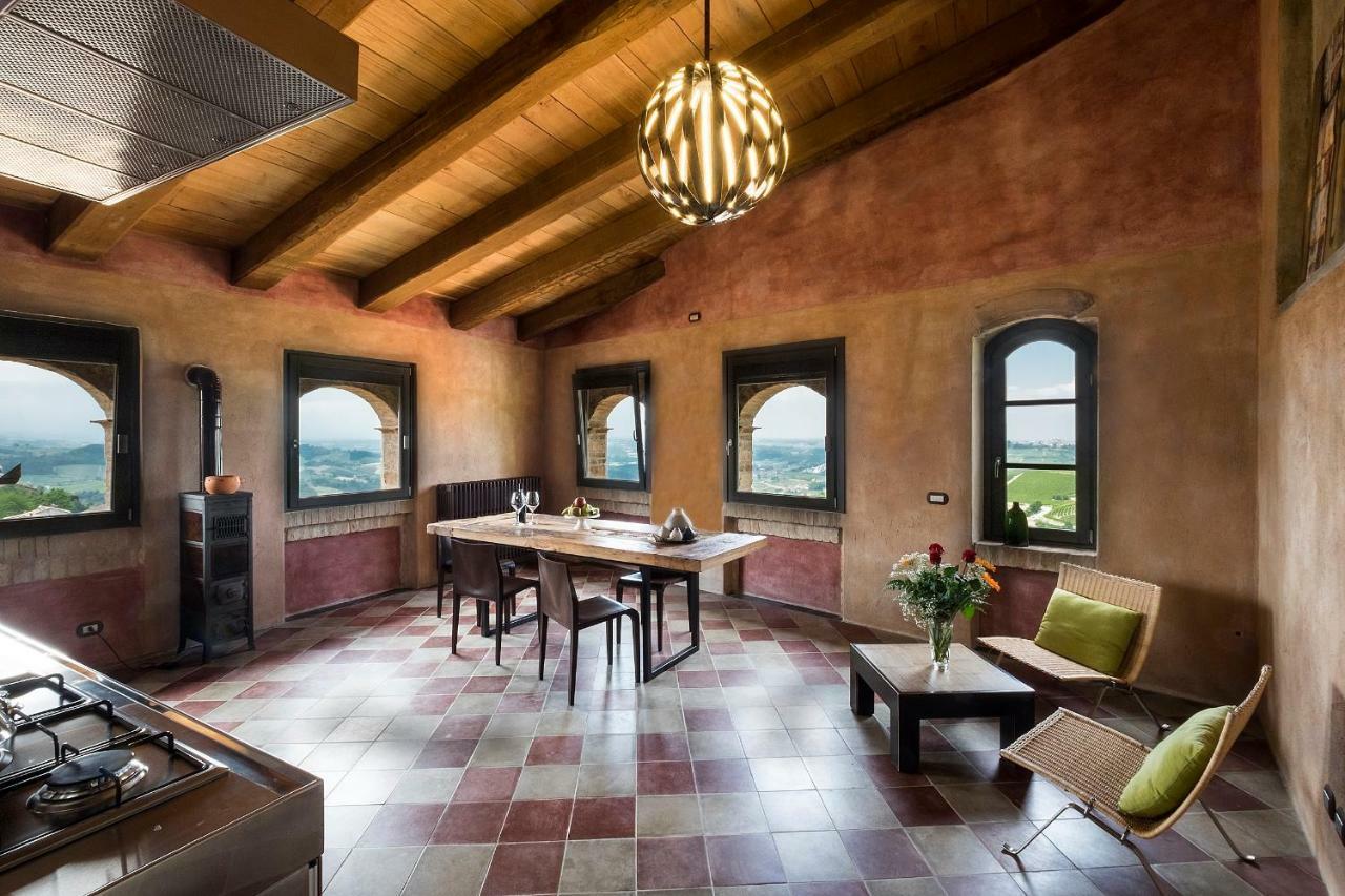 Palazzo D'Assi - Guest House Monforte dʼAlba Exterior foto